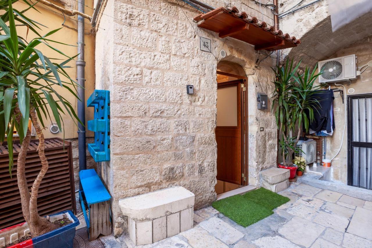 Ferienwohnung La Casuccia Cosy Flat In Old Center Bari Exterior foto